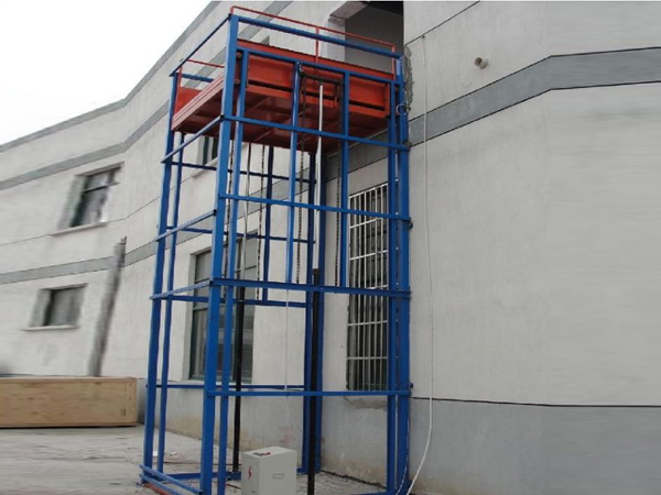 XDZ-01導軌式升降機