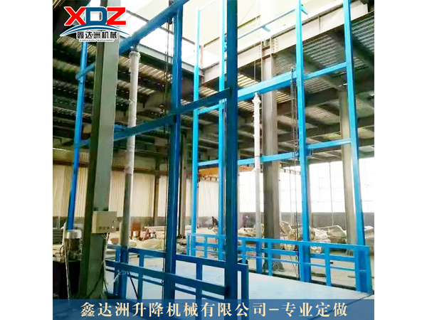 導軌式液壓升降平臺